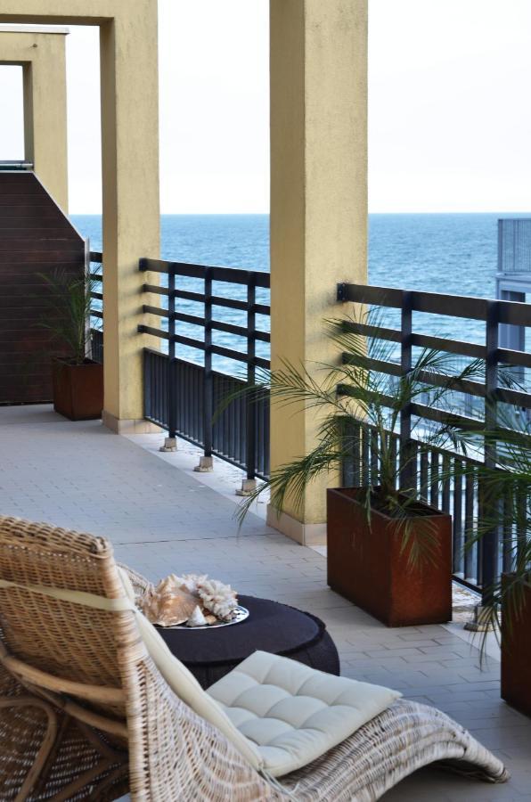 Piazza Nember Attico Con Vista Mare Lägenhet Lido di Jesolo Exteriör bild